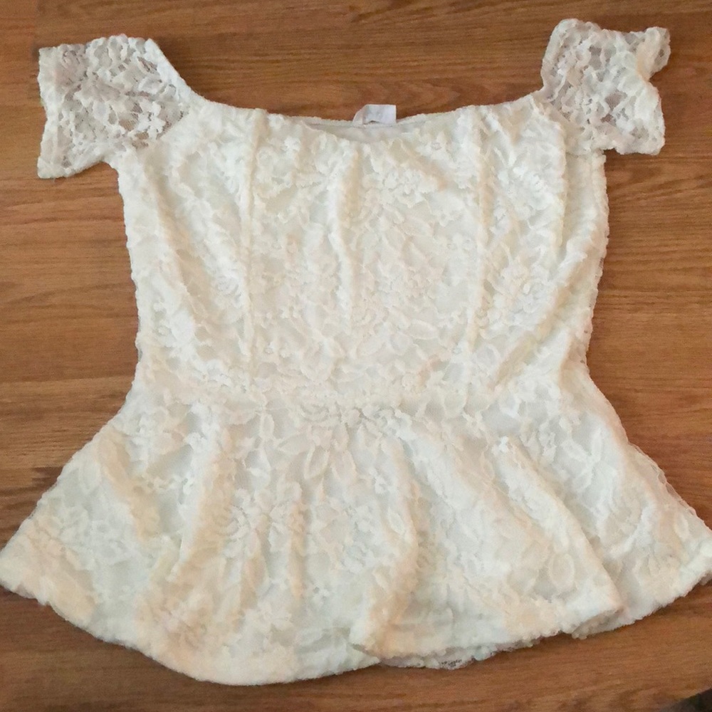 Small lace top